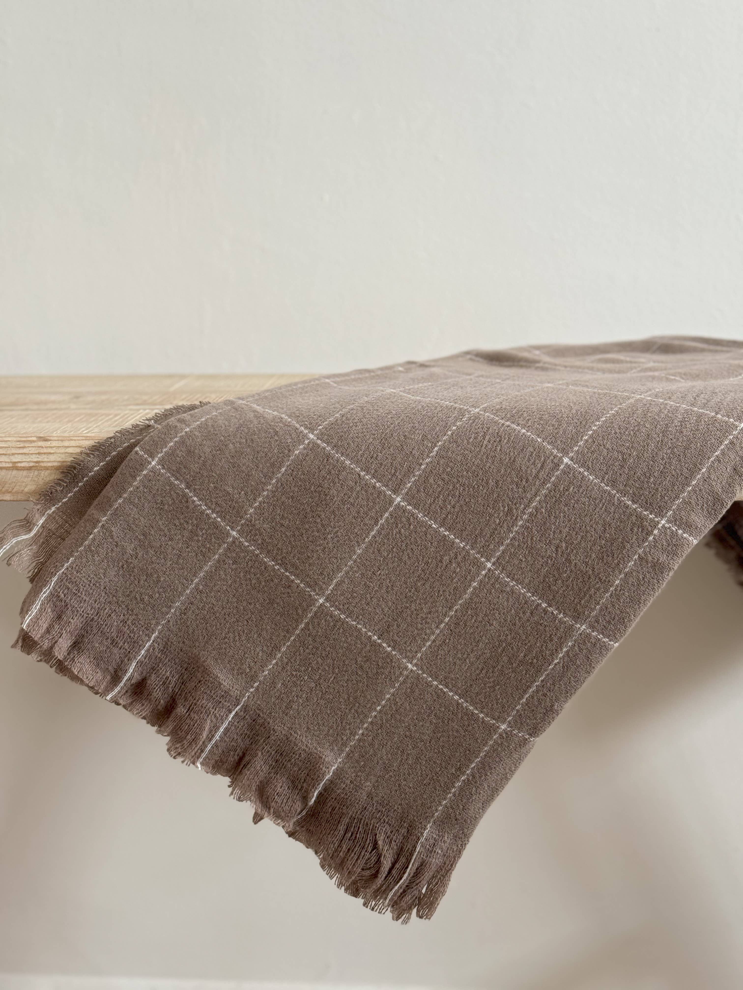 Brown Check Throw 170 x 120