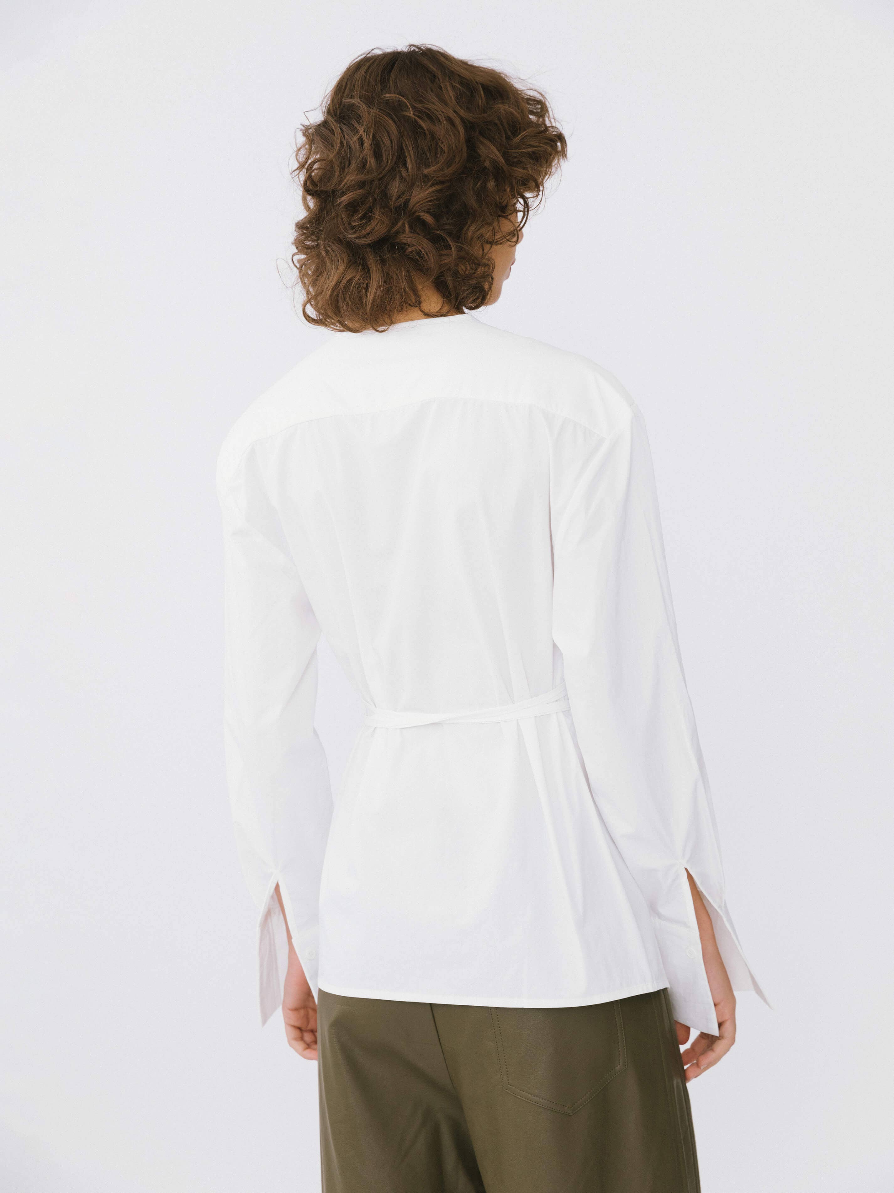 CUBIC V-Neck Criss-Crossed Layered Blouse