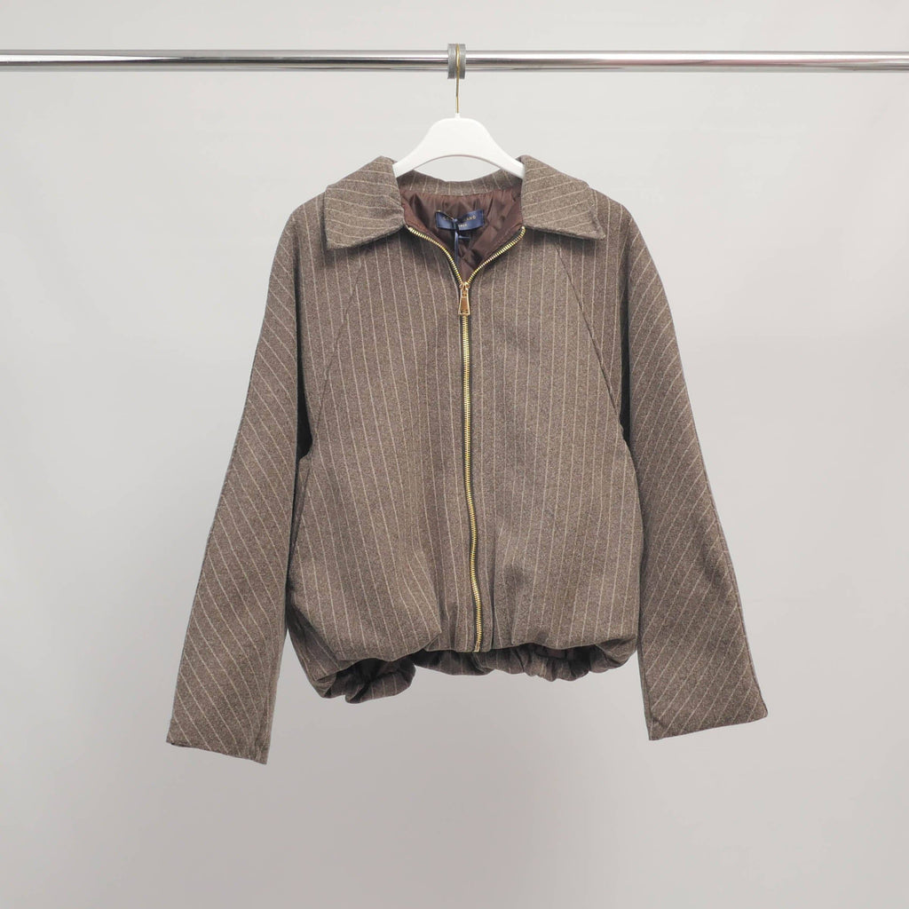 Elasticated fine striped zip-up jacket at the base