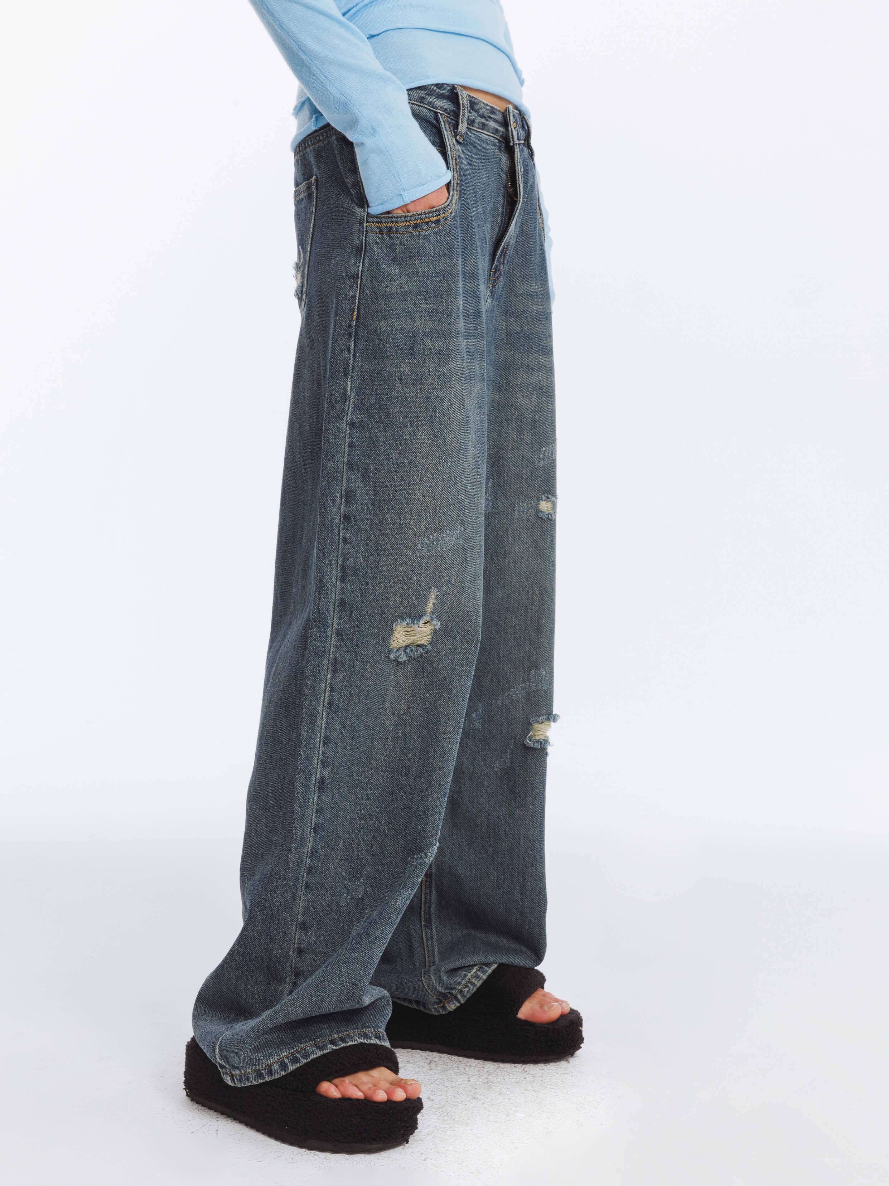 Cubic Hole Washed Straight Jeans